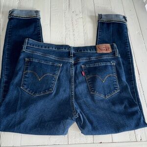 Levi’s size W 30/L 30 Mom Jean roll up hem Classic Blue Women's Jeans